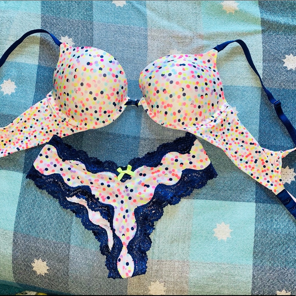Victoria Secret Bra